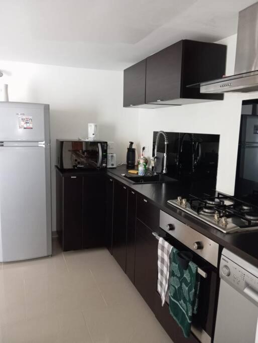 Appartement Cosy Avec Jardin Vaux-Sur-Seine Экстерьер фото