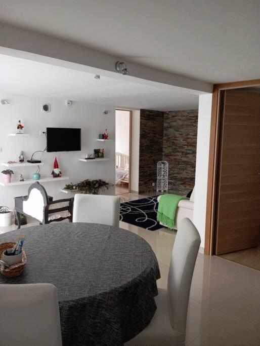 Appartement Cosy Avec Jardin Vaux-Sur-Seine Экстерьер фото